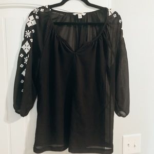 Large Old Navy Black Quartered Sleeve Sheer top